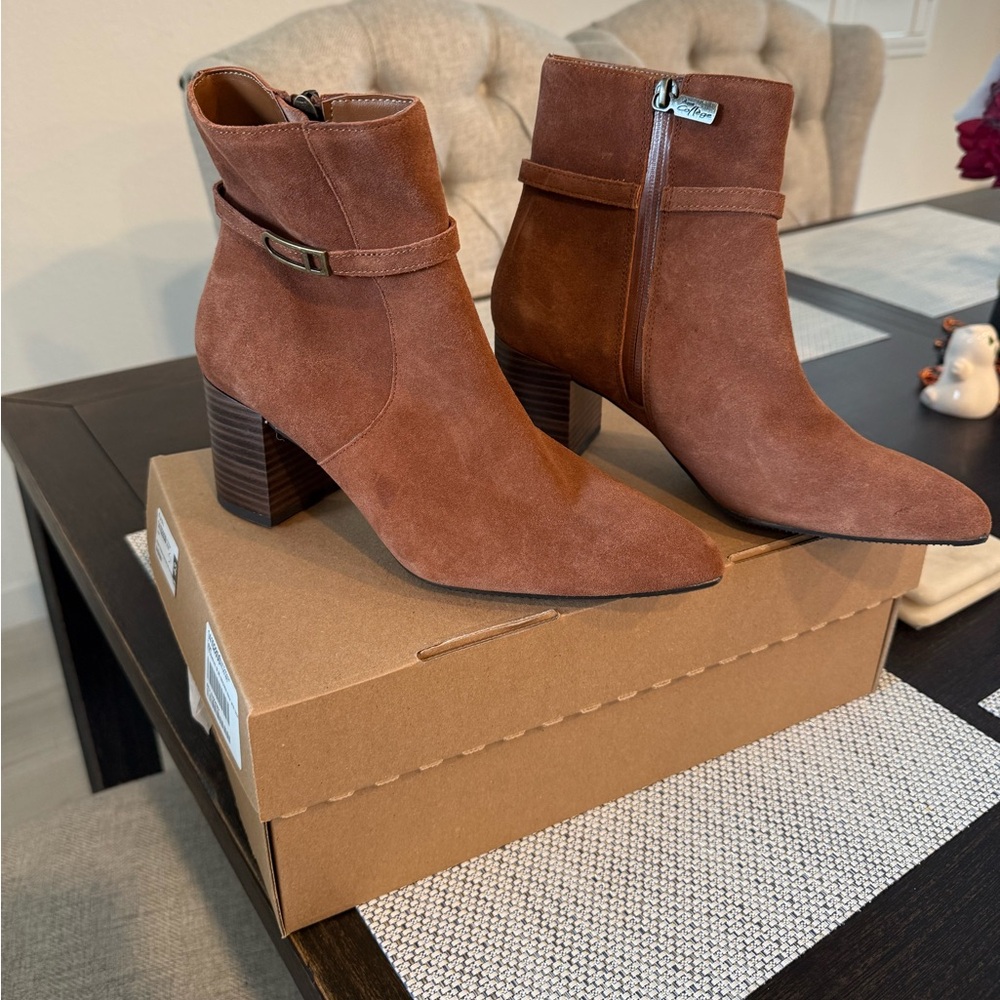 New brown suede booties